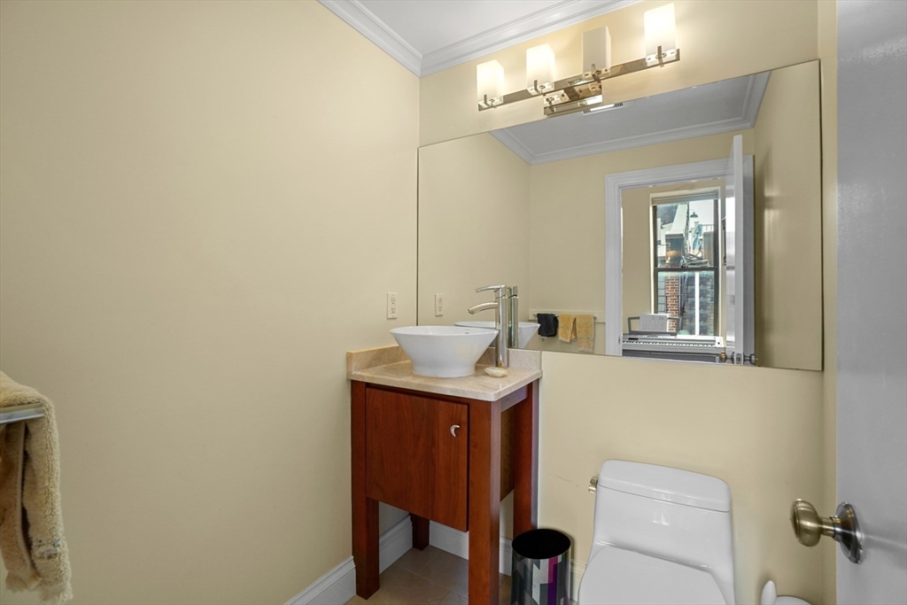 365 Marlborough Street # 5