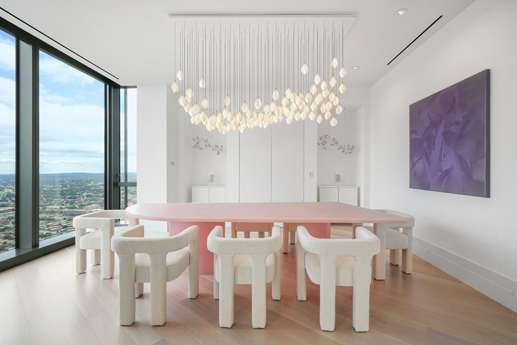 1 Dalton St Unit: 5801/5802
