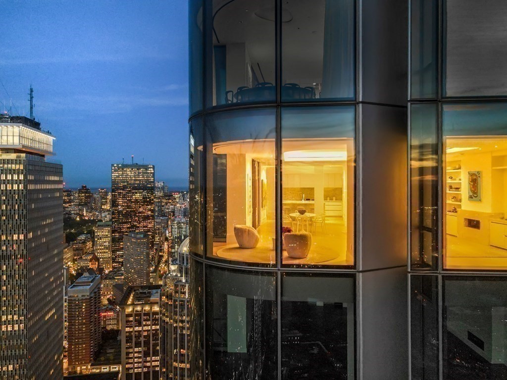 1 Dalton St Unit: 5801/5802