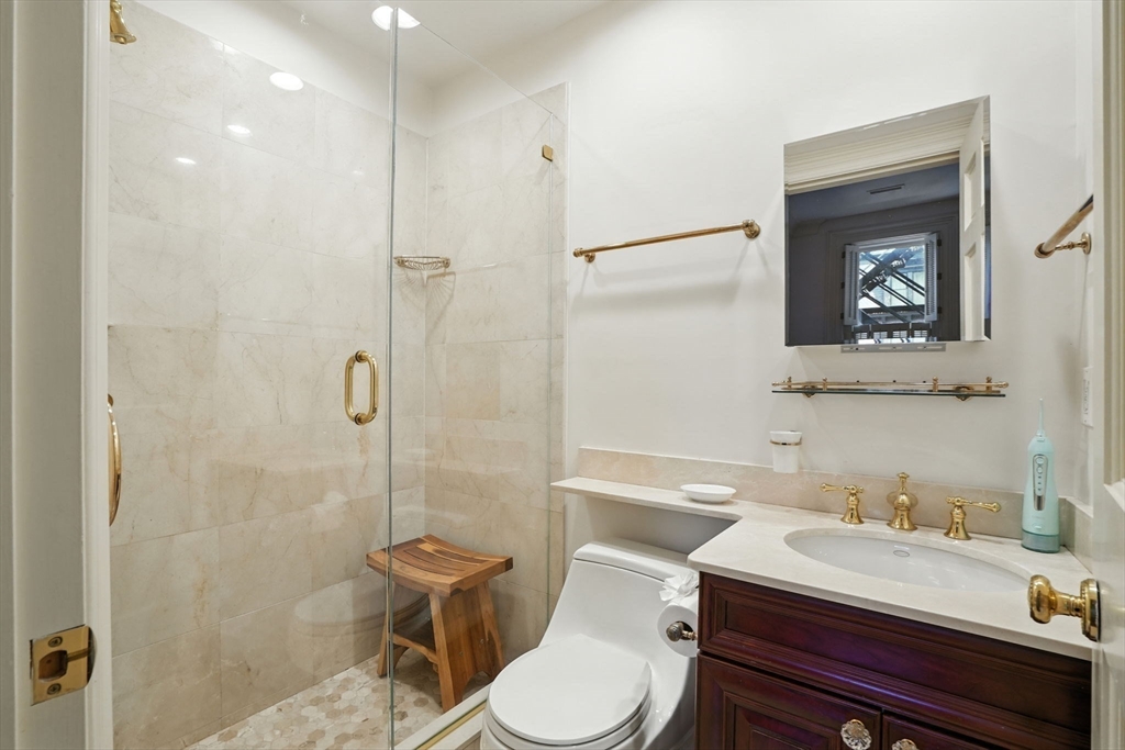 63 Commonwealth Ave # 3