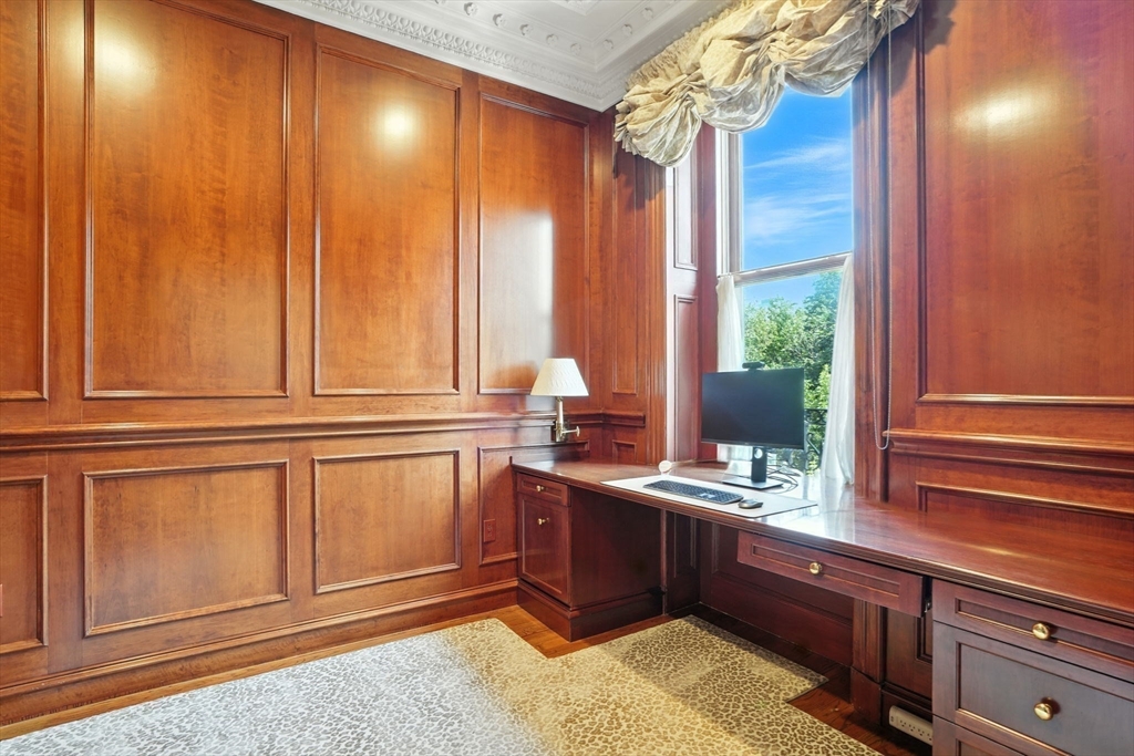 63 Commonwealth Ave # 3