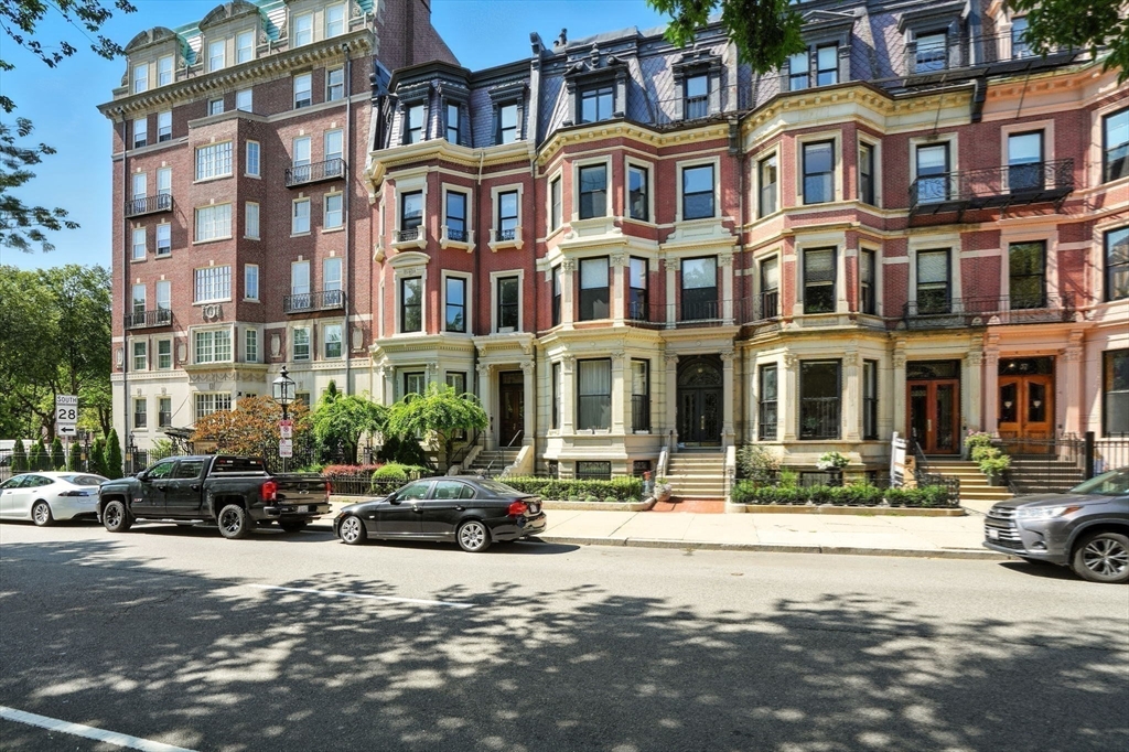 63 Commonwealth Ave # 3