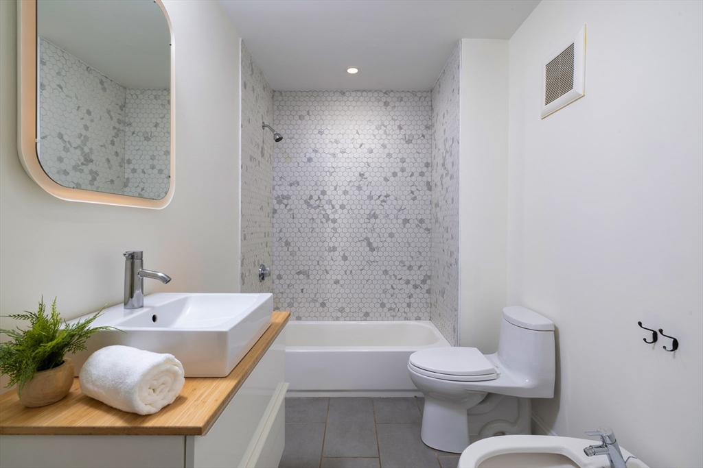 45 Addington Rd # 1