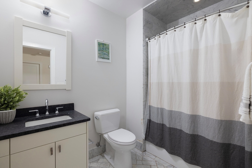 373 Harvard # 1