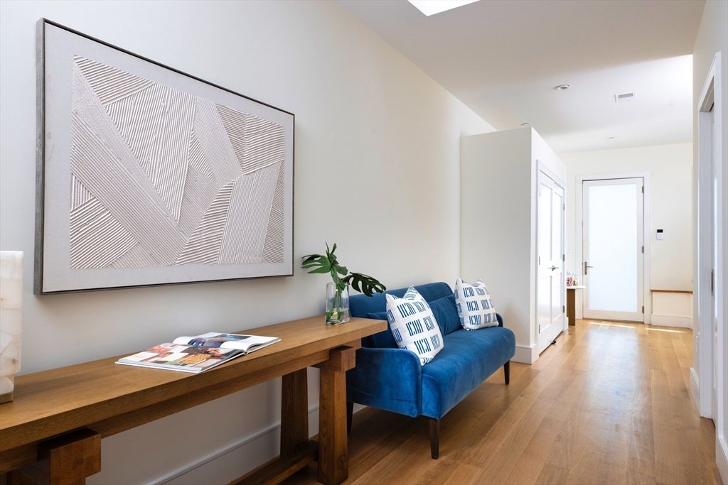 373 Harvard # 1