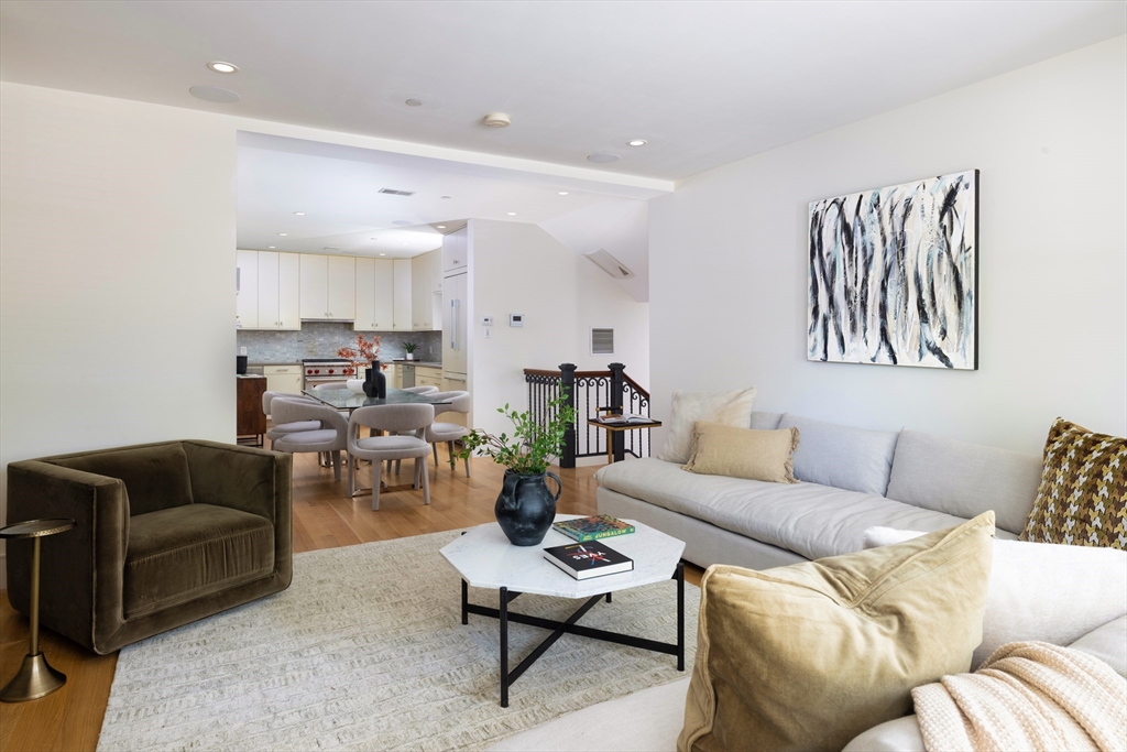 373 Harvard # 1