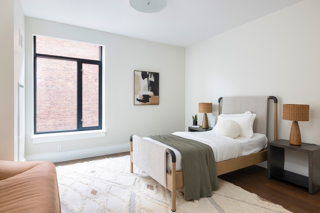 45 Temple St # 202