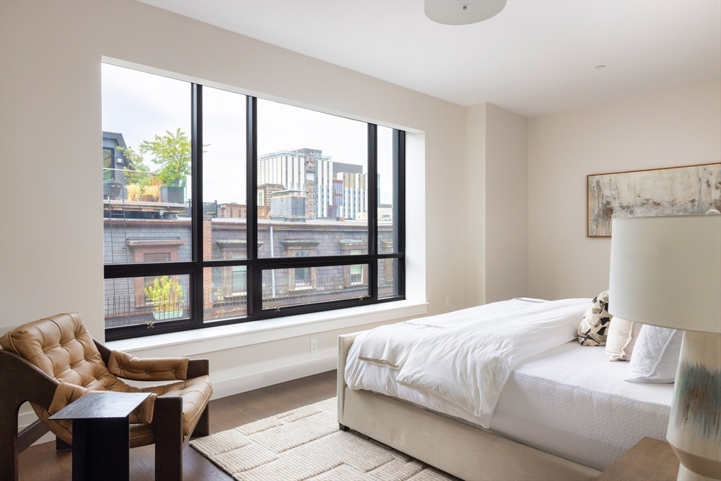 45 Temple St # 502