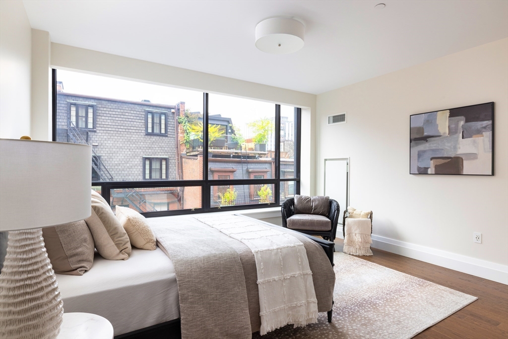 45 Temple St # 502
