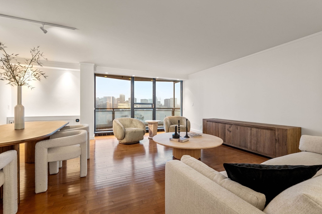 330 Beacon Street # 76