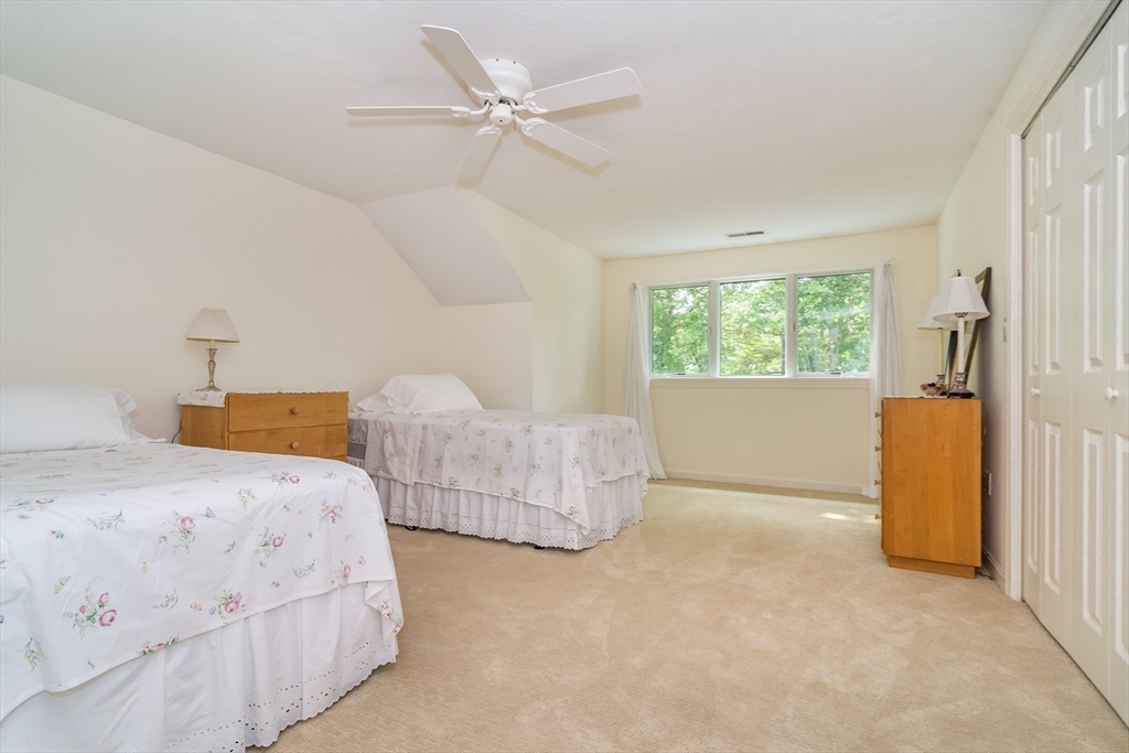 12 Cutting Cross Way # 12