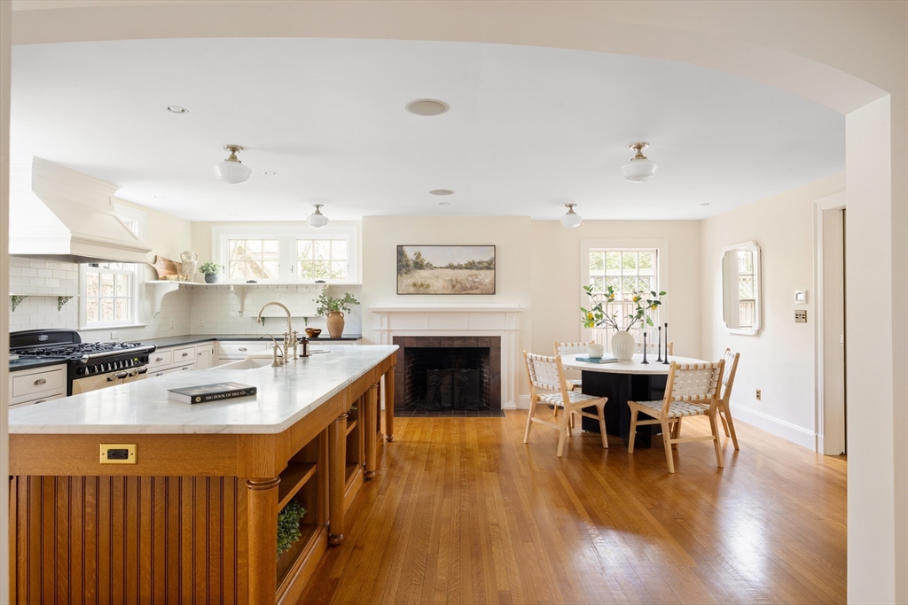 15 Hubbard Park Road
