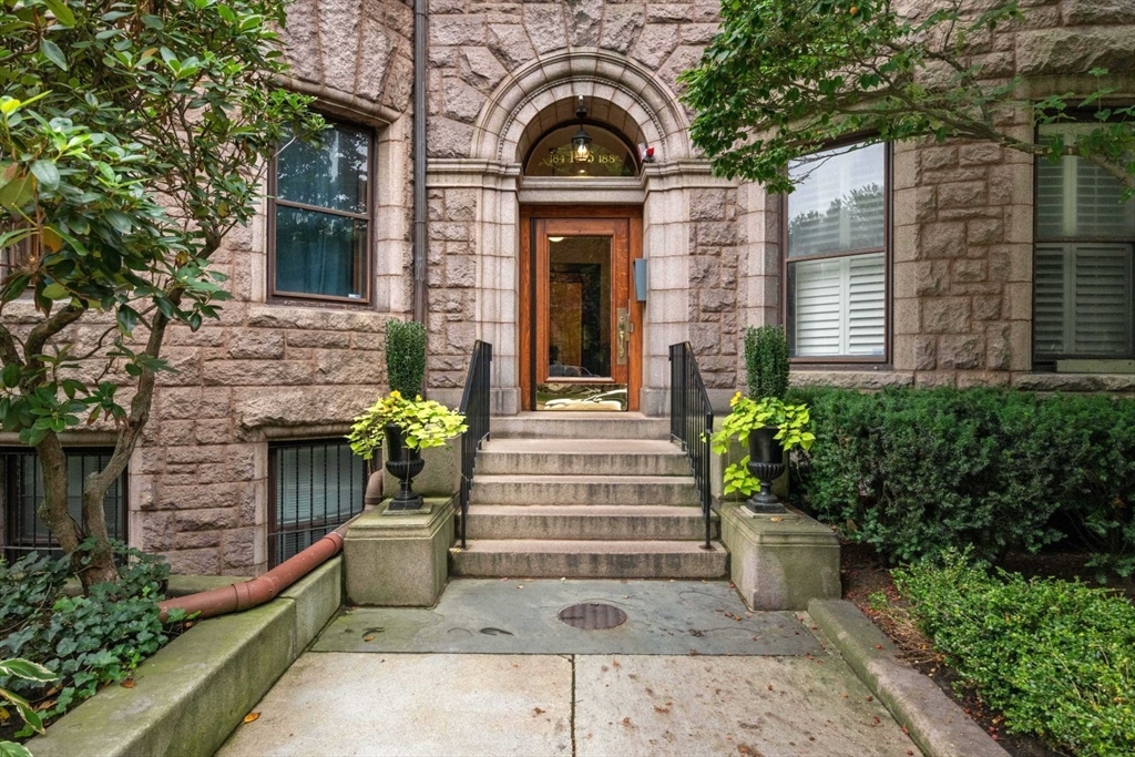 184 Commonwealth Avenue # 51