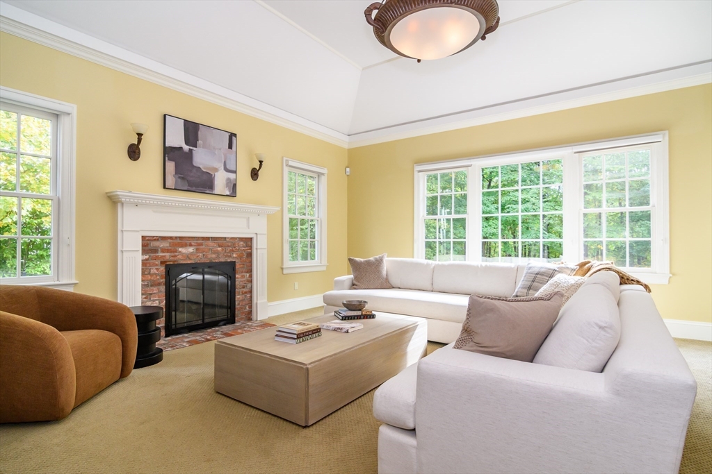 19 Skyview Lane