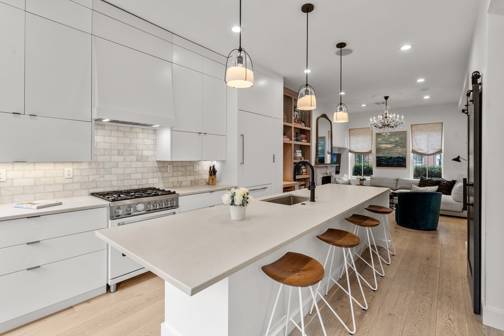125 W Concord St # 1