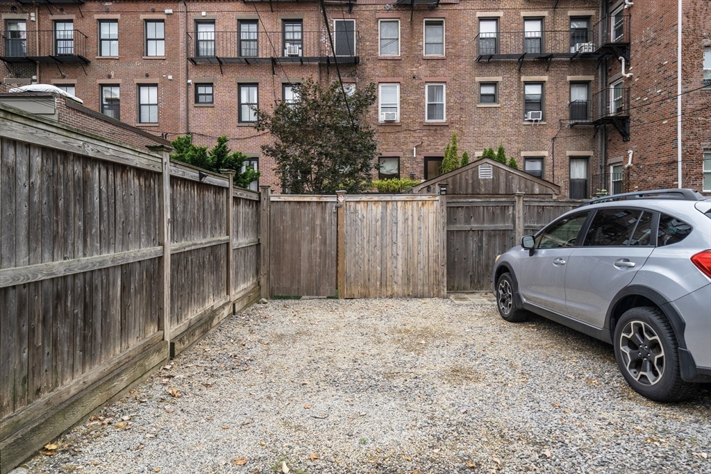 125 W Concord St # 1