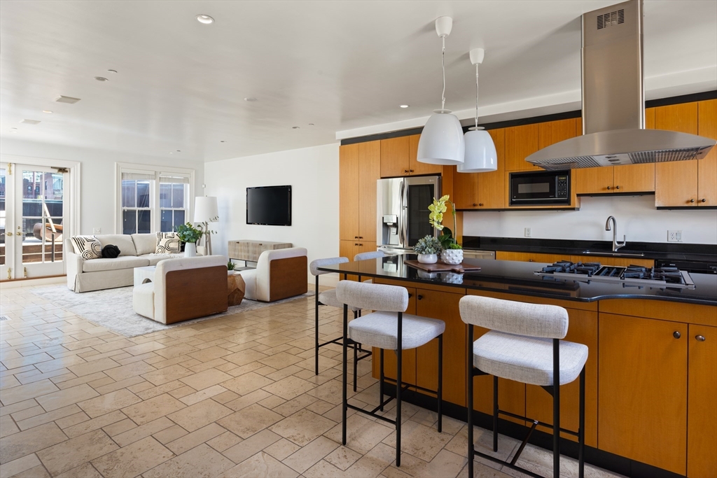 59 Commonwealth Avenue