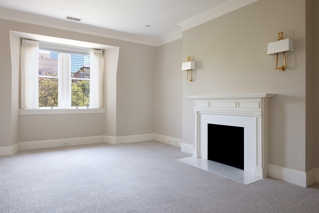 59 Commonwealth Avenue