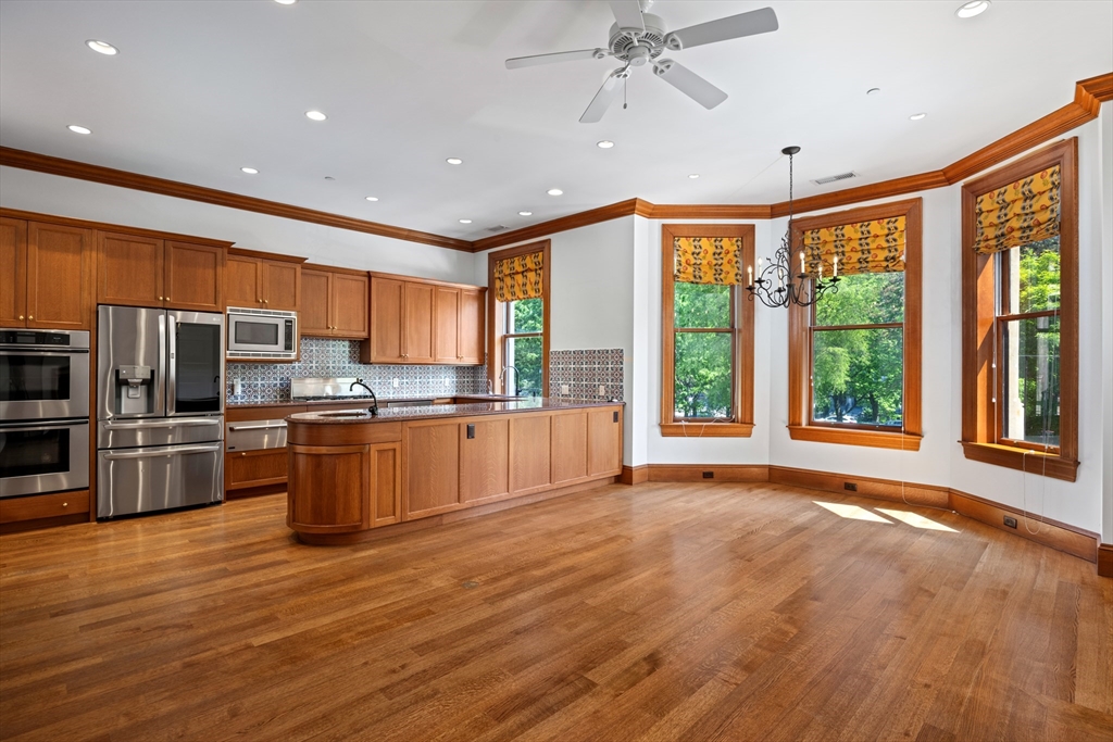 59 Commonwealth Avenue