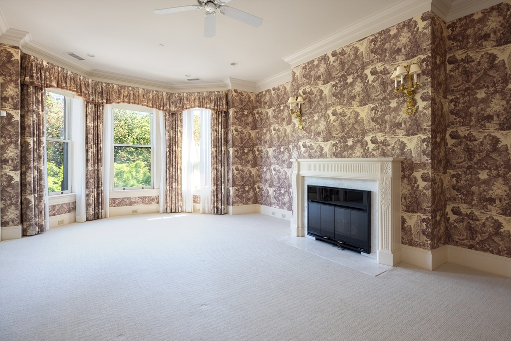 59 Commonwealth Avenue