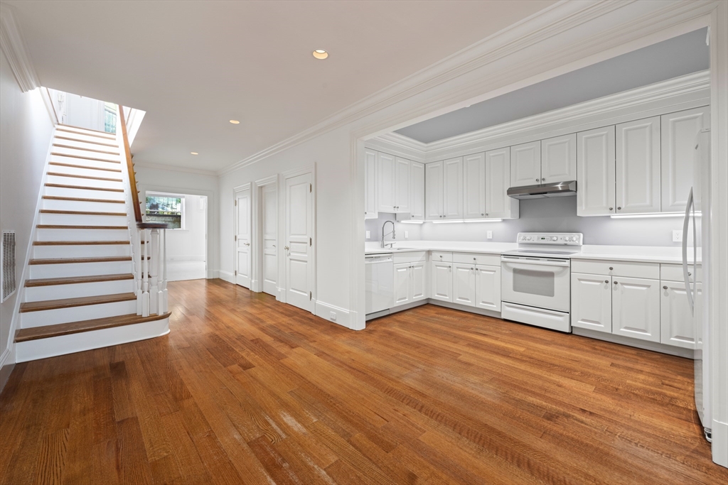 59 Commonwealth Avenue