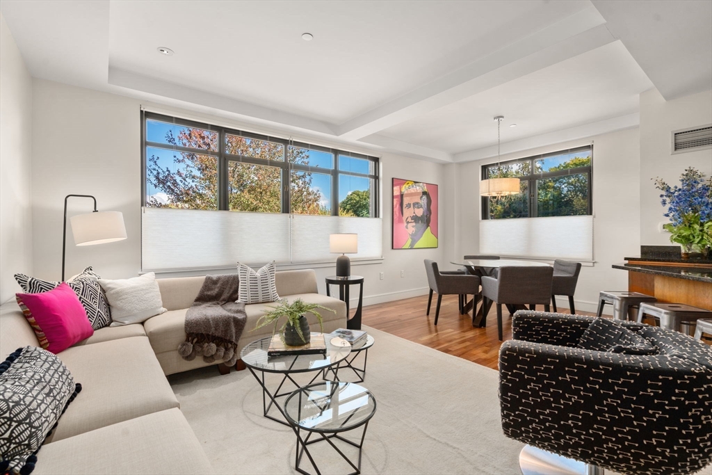 2400 Beacon St # 112