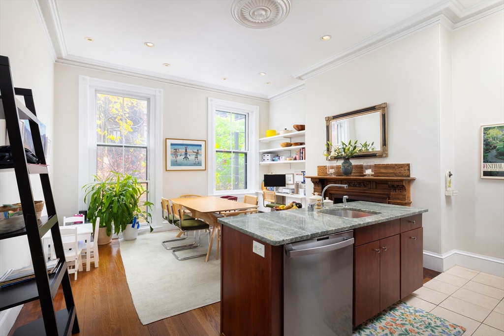 380 Marlborough Street # 4