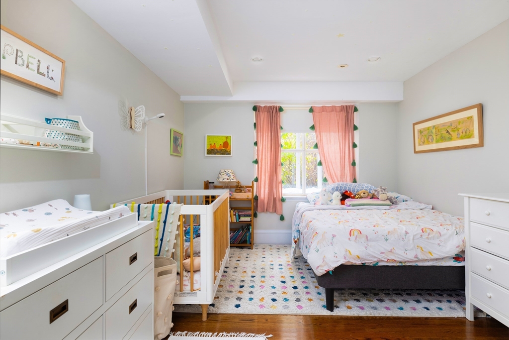 380 Marlborough Street # 4