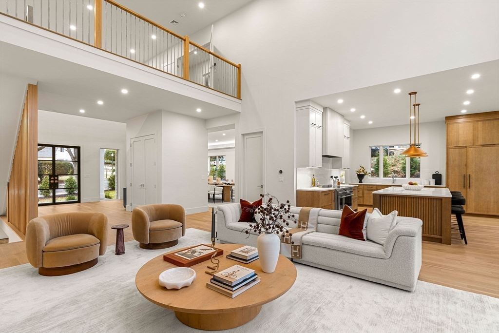 128 Charlemont