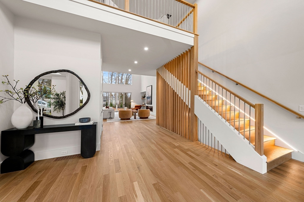 128 Charlemont