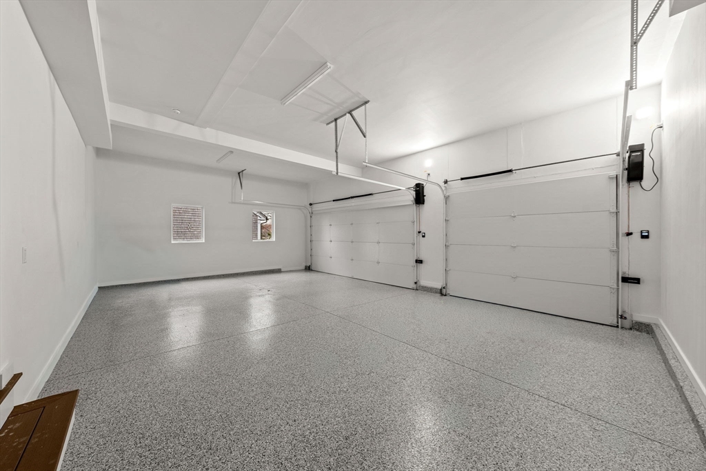 128 Charlemont
