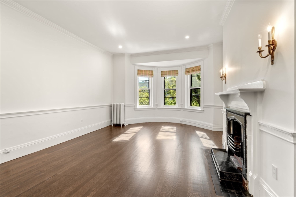 389 Commonwealth Avenue # 4