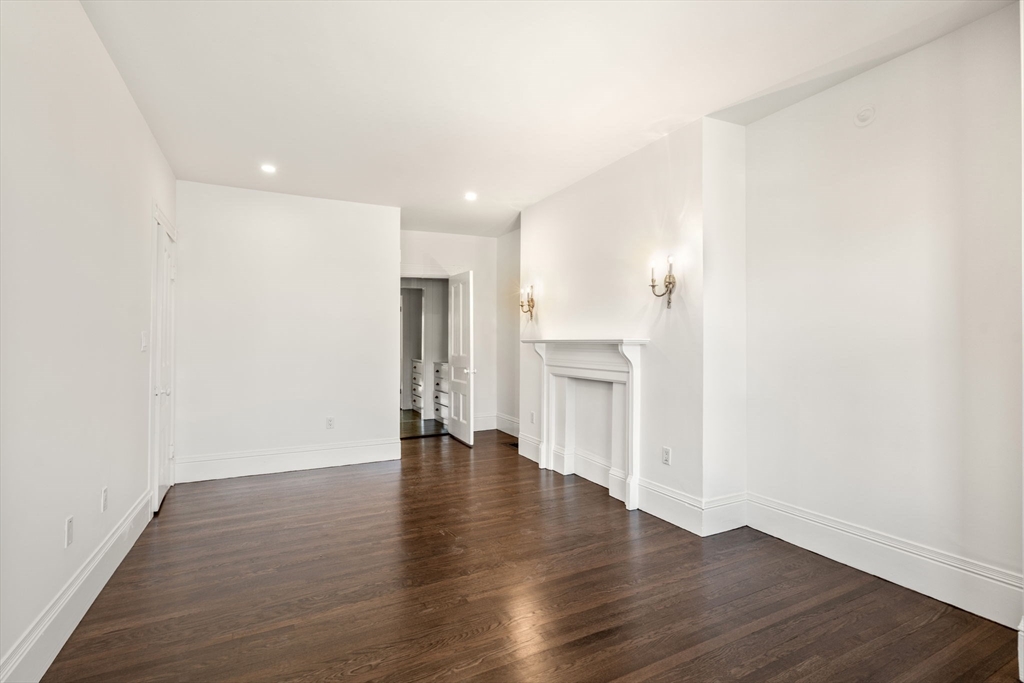 389 Commonwealth Avenue # 4