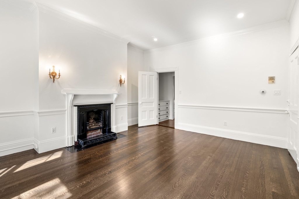 389 Commonwealth Avenue # 4