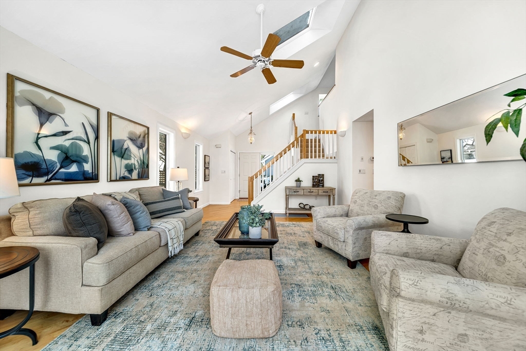 12 Cutting Cross Way # 12