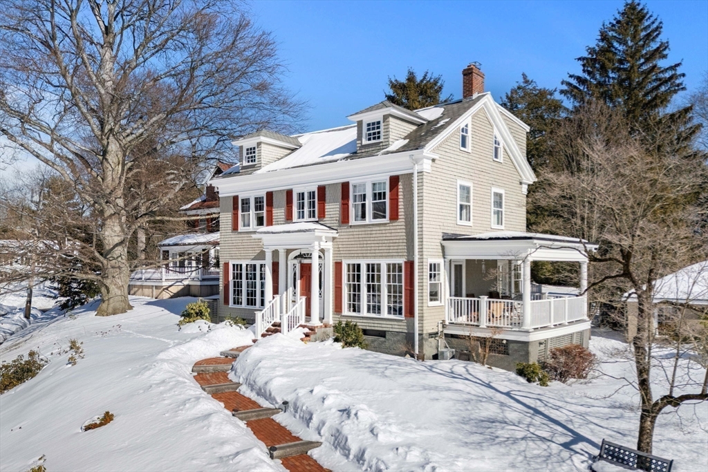 240 Upland Rd