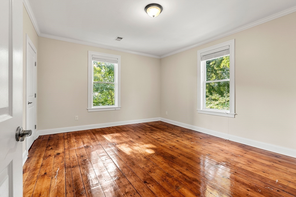 28 Mercer Rd