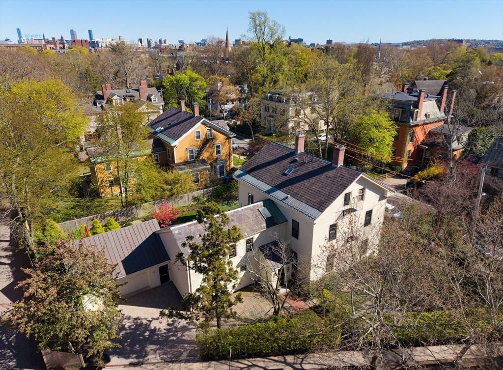 4 Craigie Street # 2