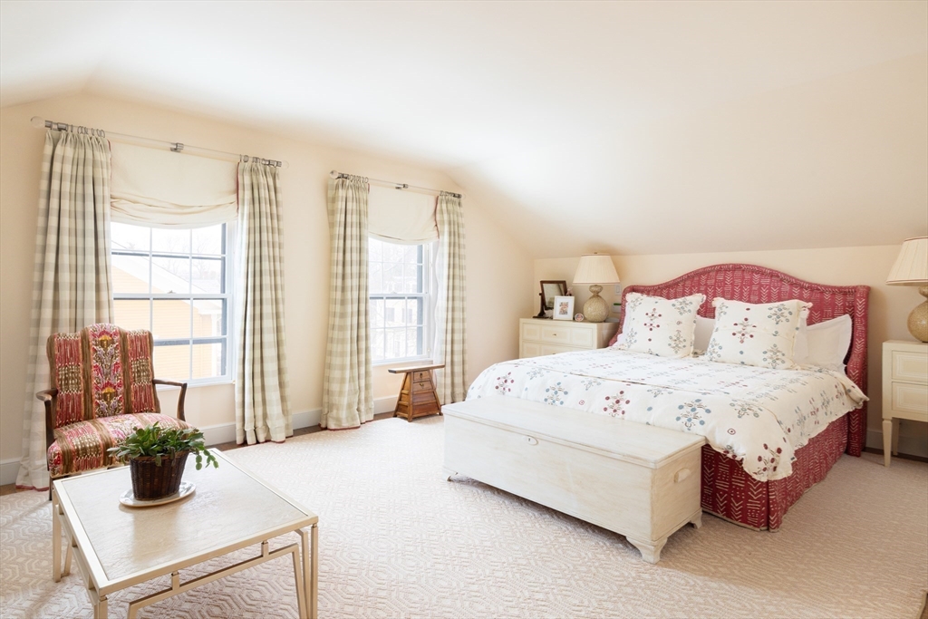 4 Craigie Street # 2