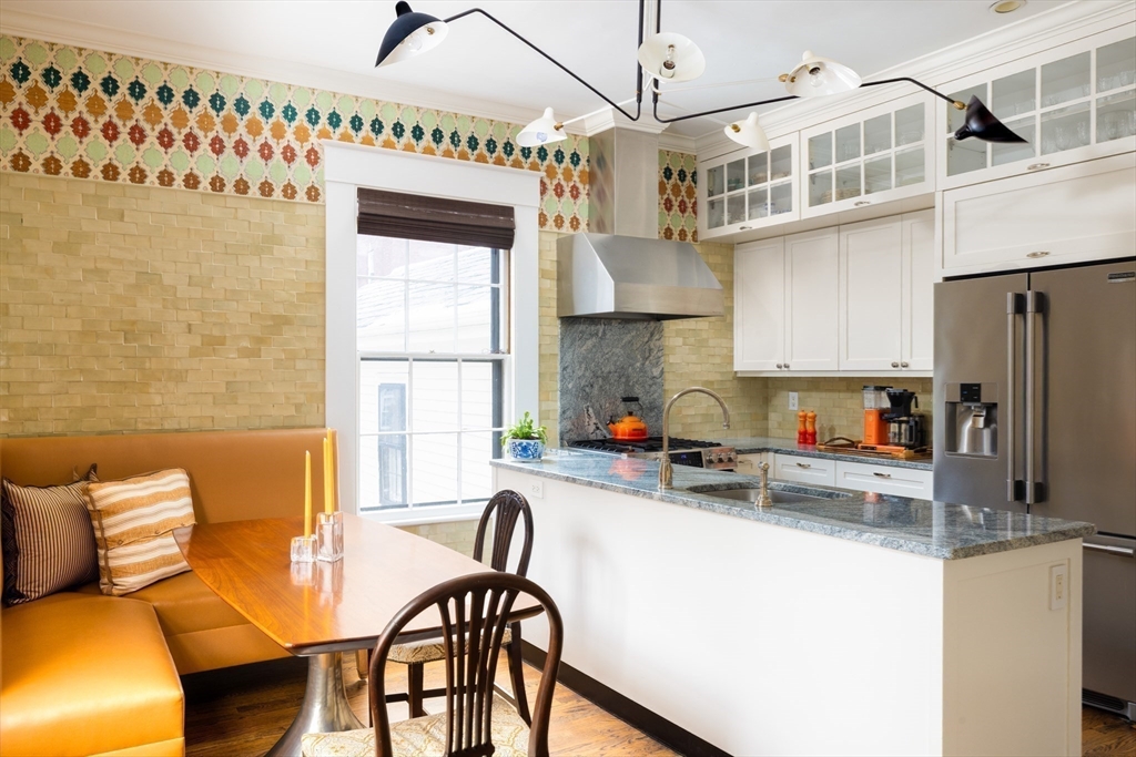4 Craigie Street # 2