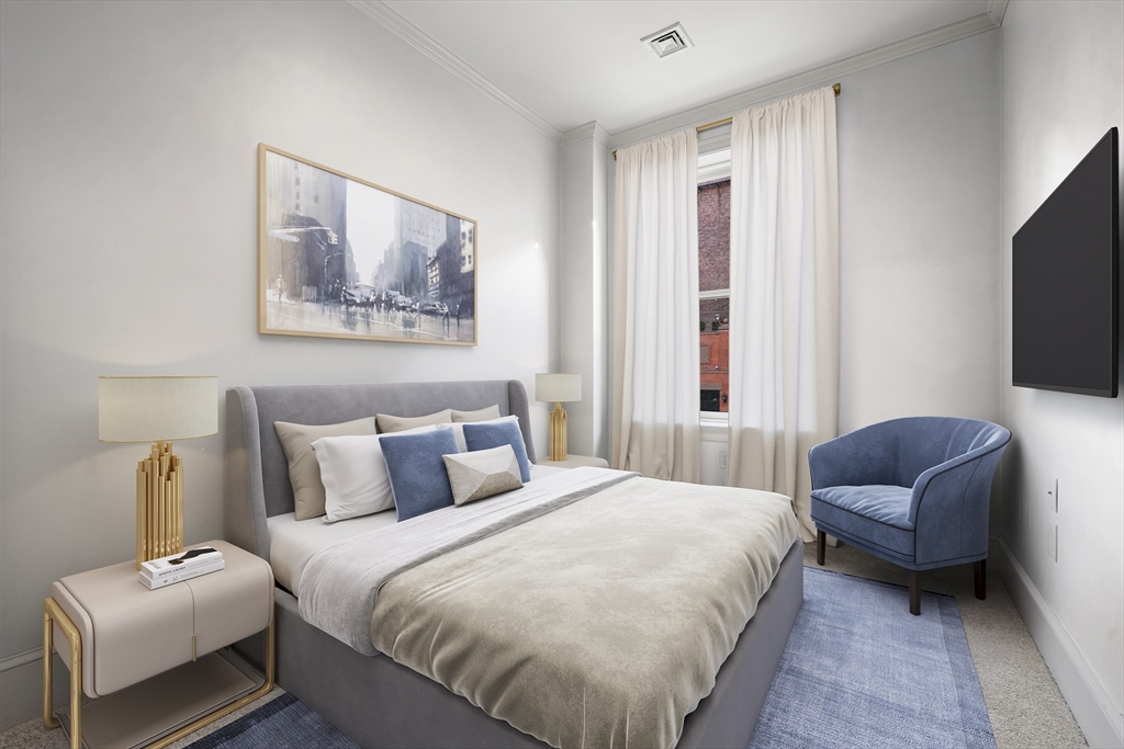 402 Marlborough St # 2