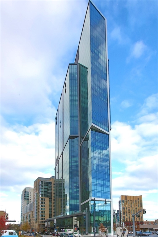 188 Brookline Avenue Unit: 27A/C