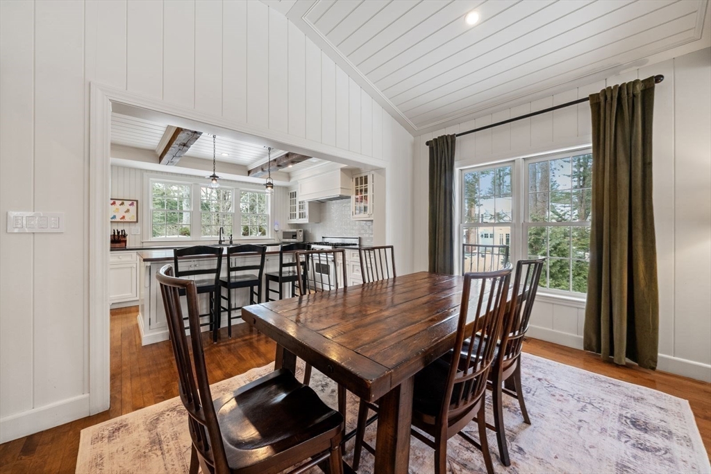 25 Longmeadow Road
