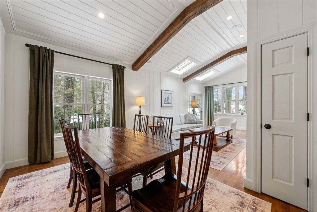 25 Longmeadow Road