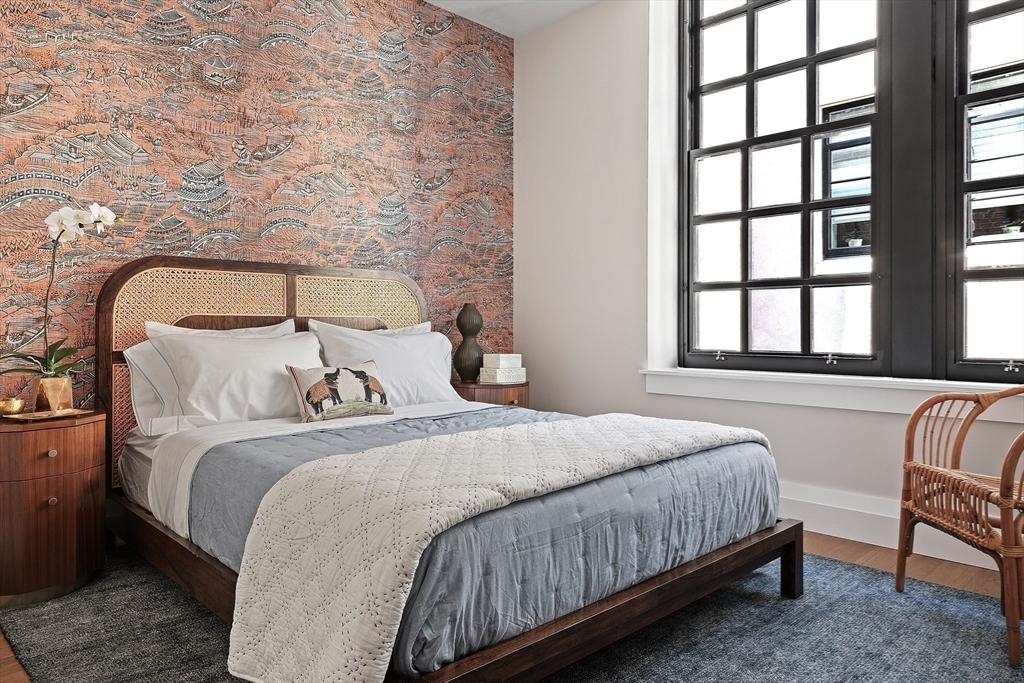 45 Temple Street # 512