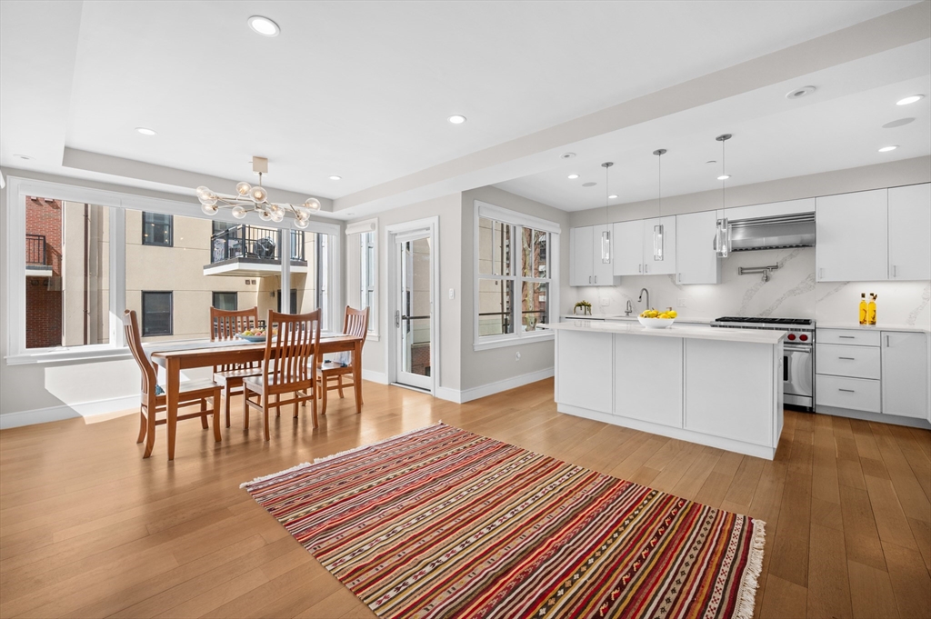 59 Auburn St # 2