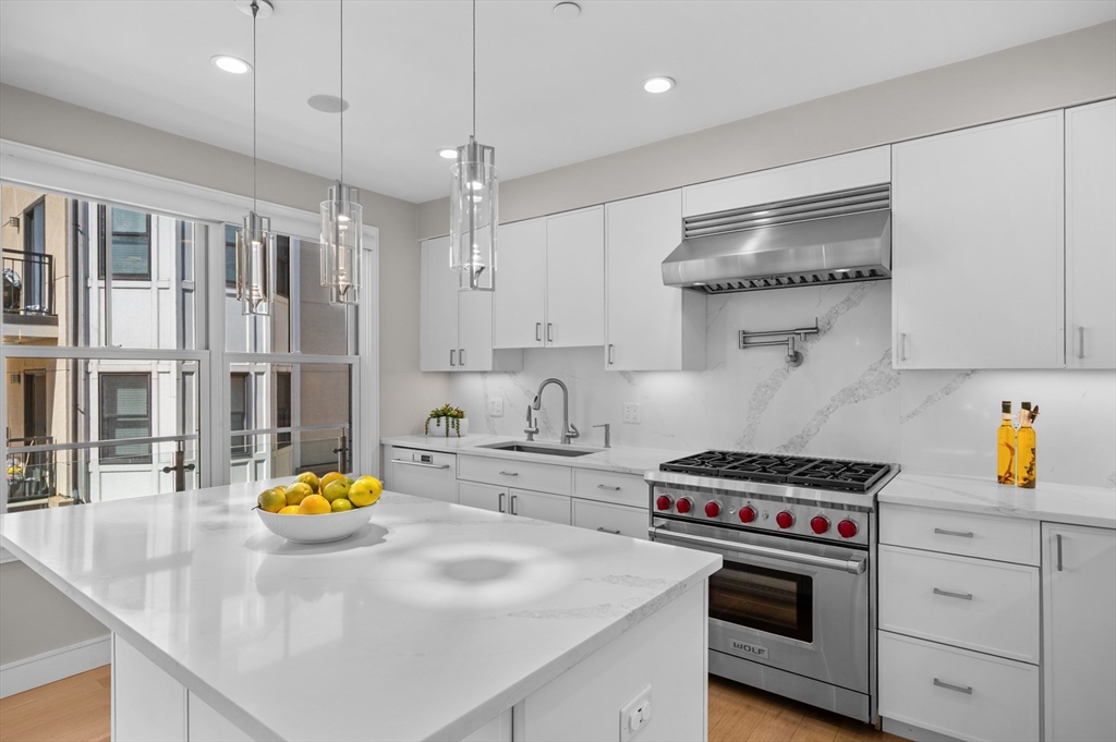59 Auburn St # 2
