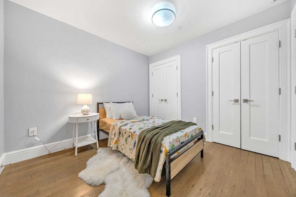 327-329 Shawmut Ave # 1