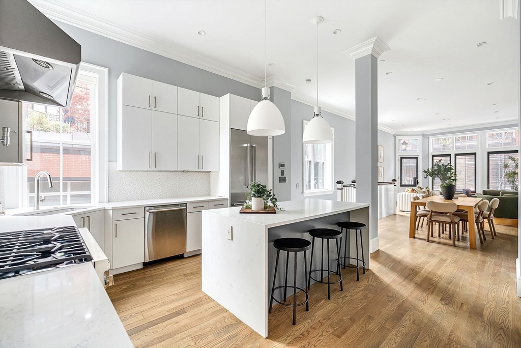 327-329 Shawmut Ave # 1