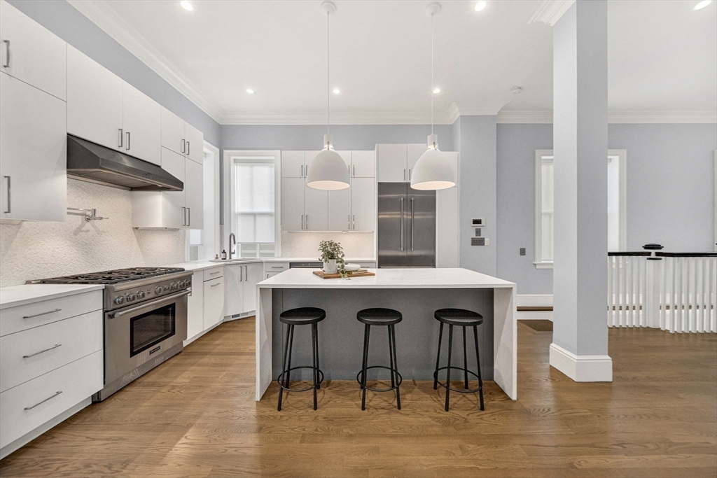 327-329 Shawmut Ave # 1